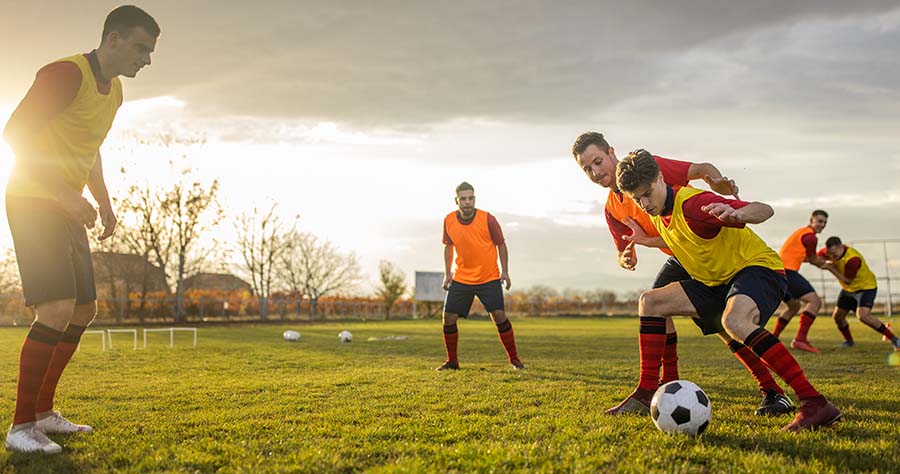 4) Dribbling To Protect and Shield